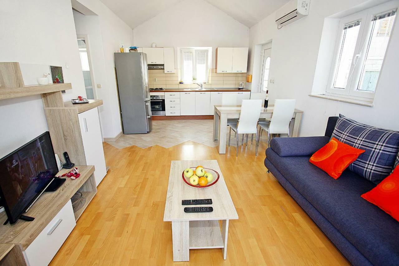 Apartmani Nila بوتشيتشا المظهر الخارجي الصورة